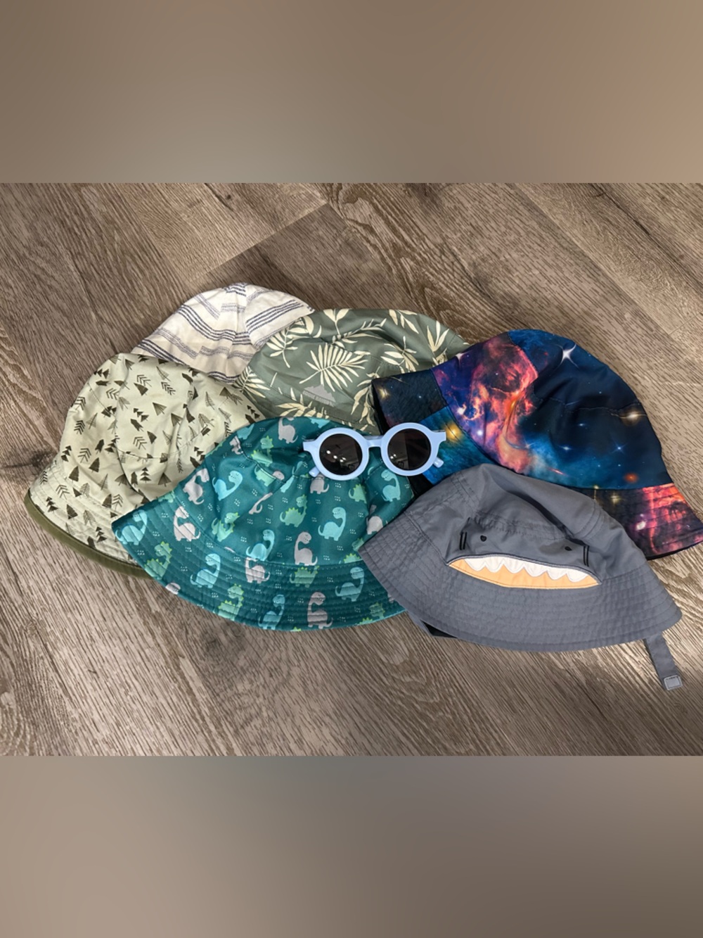 Kids bucket hats